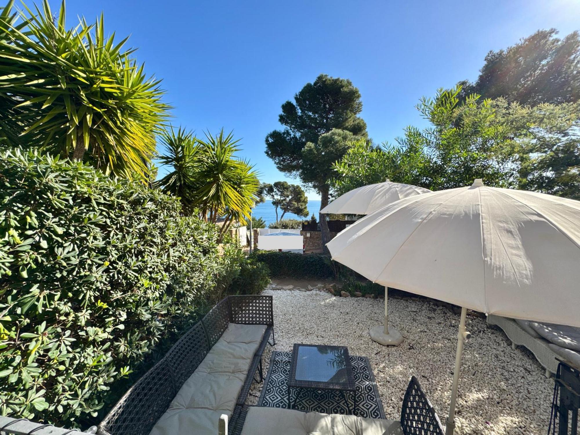 Apartament Al Golfet De カレリャ・デ・パラフルジェリ エクステリア 写真